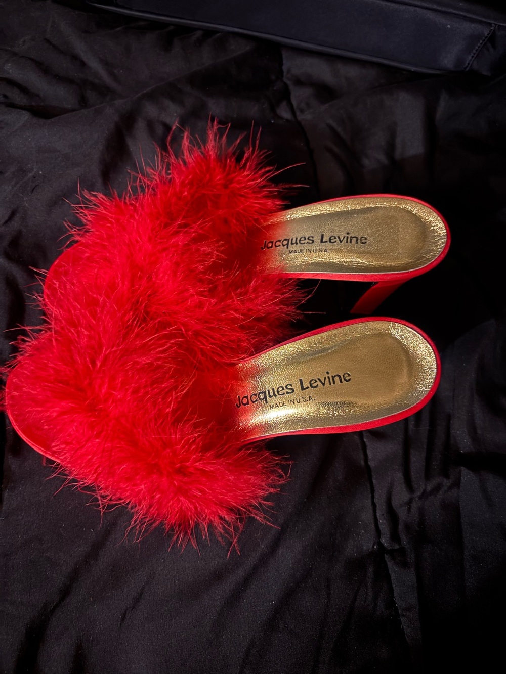 Vintage Jacques Levine Red Marabou Feather Boudoir Mules Heels Size 8 USA EUC